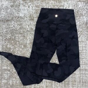 lululemon wonder under black camo leggings
